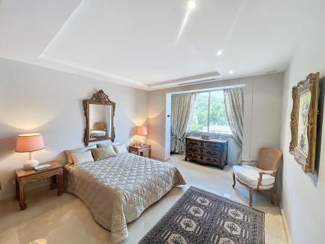 Cannes, Provence-Alpes-Côte d'Azur - Appartamento 3.5 Stanze 140.00 m2 EUR 2'200'000.-