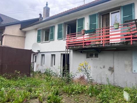 Alle, Jura - House 6.0 Rooms 300.00 m2 CHF 320'000.-