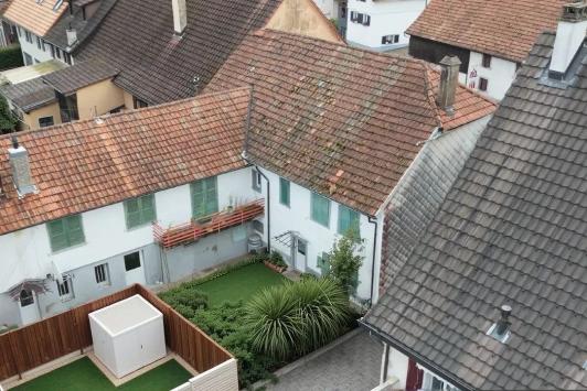 Alle, Jura - House 6.0 Rooms 300.00 m2 CHF 320'000.-