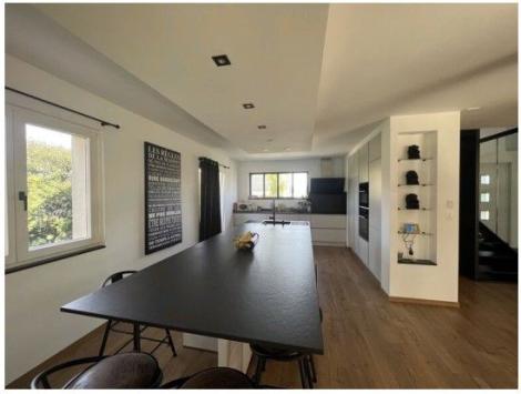 Porrentruy, Jura - Maison 6.5 pièces 220.00 m2 CHF 870'000.-