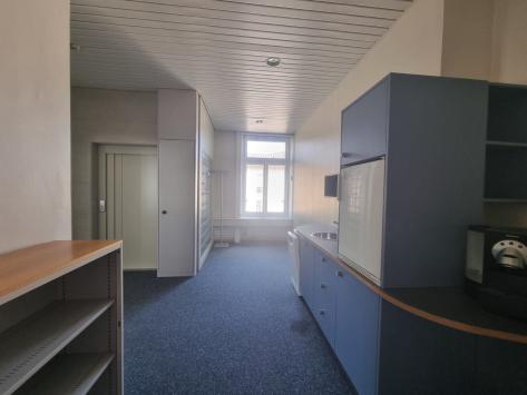 Porrentruy, Jura - Office 9.0 Rooms 207.00 m2 CHF 3'500.-
