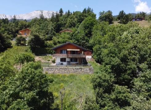 Arbaz, Valais - Chalet 3.5 Rooms 102.00 m2 CHF 855'000.-