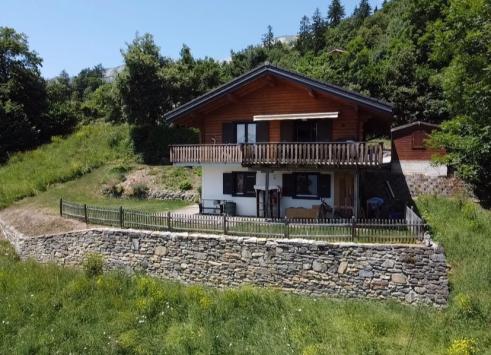Arbaz, Valais - Chalet 3.5 Rooms 102.00 m2 CHF 855'000.-