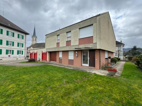 Courgenay, Jura - Immeuble mixte 10.5 pièces 260.00 m2 CHF 750'000.-