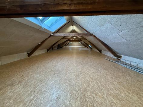 Porrentruy, Giura - Ufficio 3.0 Stanze 200.00 m2 CHF 2'500.- / anno