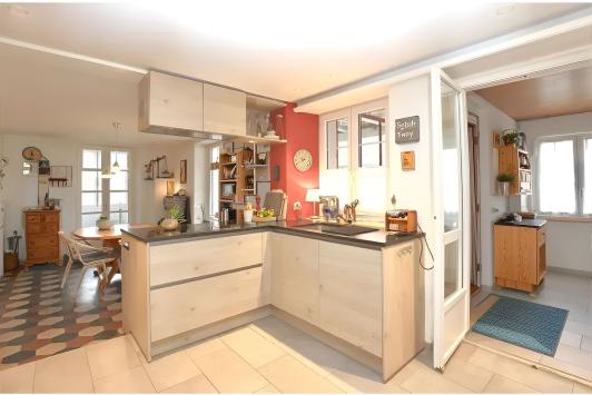 Vendlincourt, Giura - Villa 9.5 Stanze 205.00 m2 CHF 660'000.-
