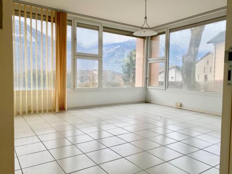 Chamoson, Valais - Bureau 3.5 pièces 82.00 m2 CHF 250'000.-