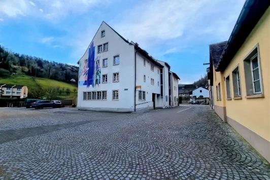 St-Ursanne, Jura - Commerce  160.00 m2 CHF 400'000.-