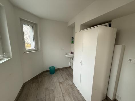 Porrentruy, Giura - Ufficio 7.0 Stanze 140.00 m2 CHF 2'600.- / mese