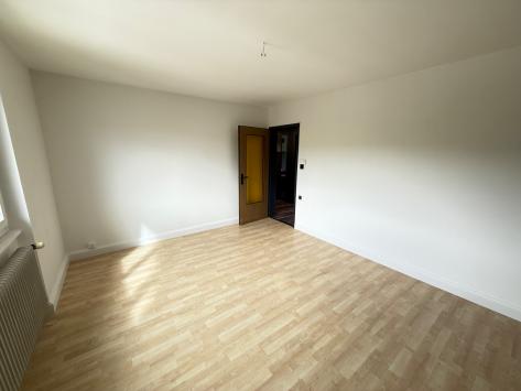 Fontenais, Jura - Maison 6.5 pièces 180.00 m2 CHF 2'100.- / mois