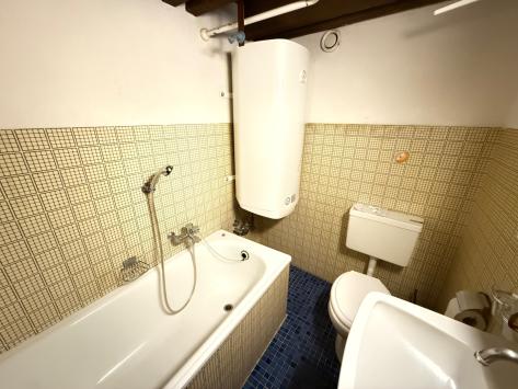 Porrentruy, Jura - Apartment block 8.0 Rooms 420.00 m2 CHF 900'000.-