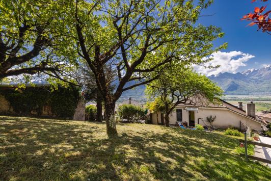 Yvorne, Vaud - Maison villageoise 3.5 pièces 112.67 m2 CHF 625'000.-