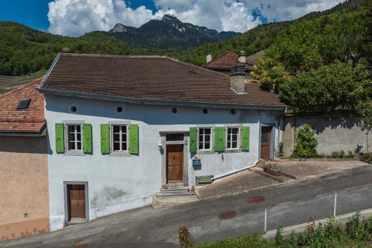 Yvorne, Vaud - Maison villageoise 3.5 pièces 112.67 m2 CHF 625'000.-