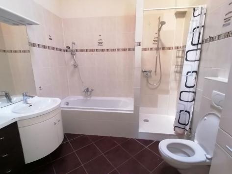 Bouveret, Valais - Appartement 4.5 pièces 133.00 m2 CHF 1'880.- / mois