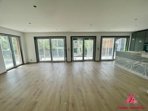 Lens, Valais - Chalet 5.0 pièces 196.00 m2 CHF 2'800'000.-