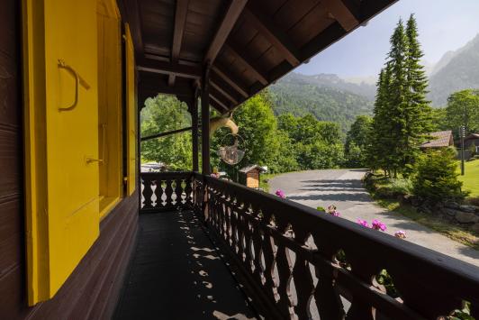 Bex, Vaud - Chalet 6.5 pièces 295.00 m2 CHF 780'000.-