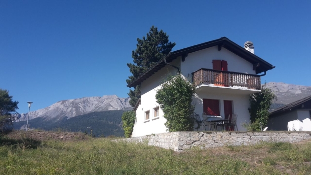 Lens, Valais - Chalet 3.0 pièces 92.00 m2 CHF 1'450.- / mois