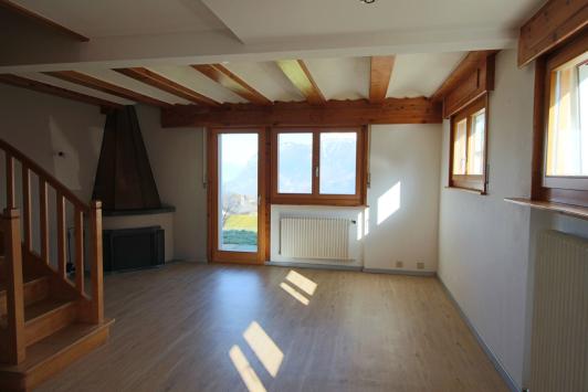 Lens, Valais - Chalet 3.0 pièces 92.00 m2 CHF 1'450.- / mois